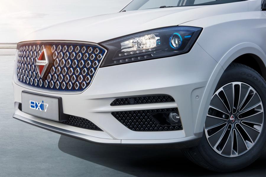 Детали экстерьера Borgward BXi7 2017 года  (фото 5 из 10)
